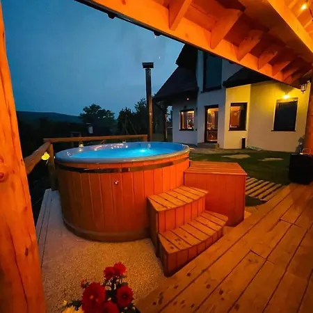 Widokowka - Dom Na Wylacznosc Z Pieknym Widokiem I Balia Вилла *