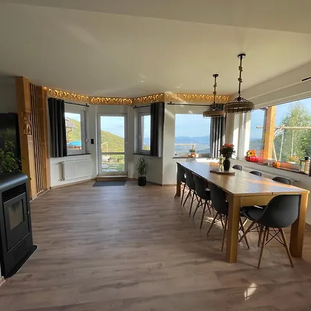 Widokowka - Dom Na Wylacznosc Z Pieknym Widokiem I Balia Щирк