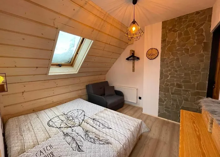 Widokowka - Dom Na Wylacznosc Z Pieknym Widokiem I Balia שצ'צ'ירק