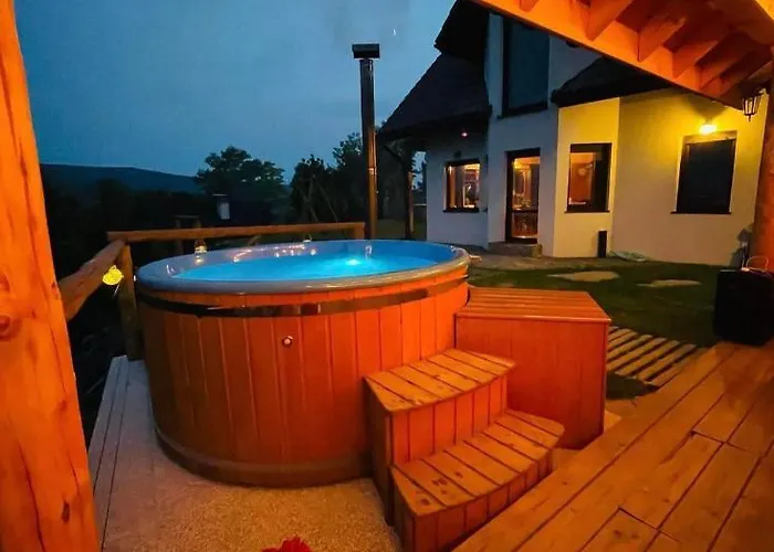 Widokowka - Dom Na Wylacznosc Z Pieknym Widokiem I Balia וילה *