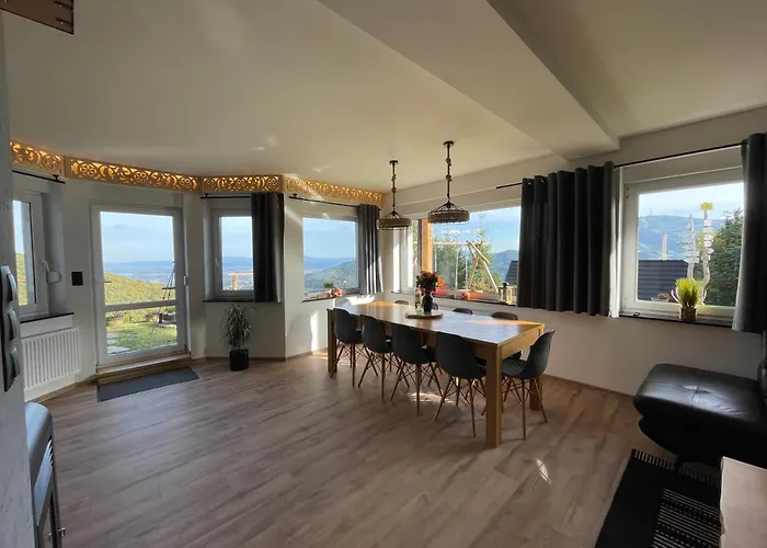 Widokowka - Dom Na Wylacznosc Z Pieknym Widokiem I Balia שצ'צ'ירק